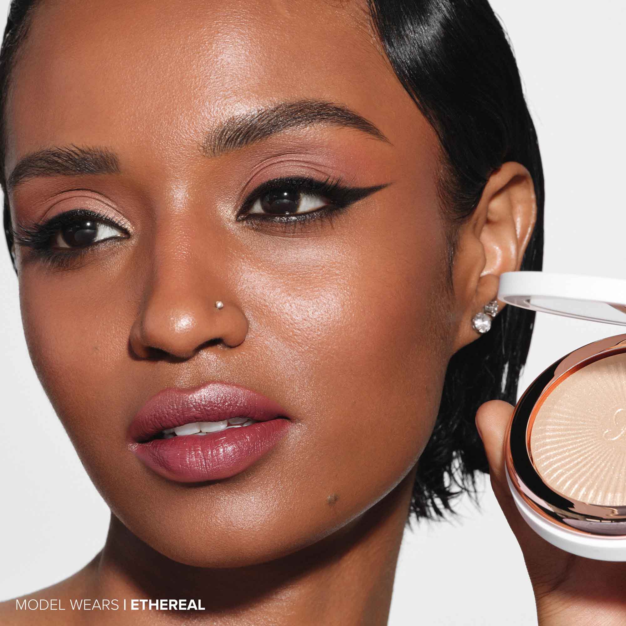 Glow Seeker Highlighter - Image 13